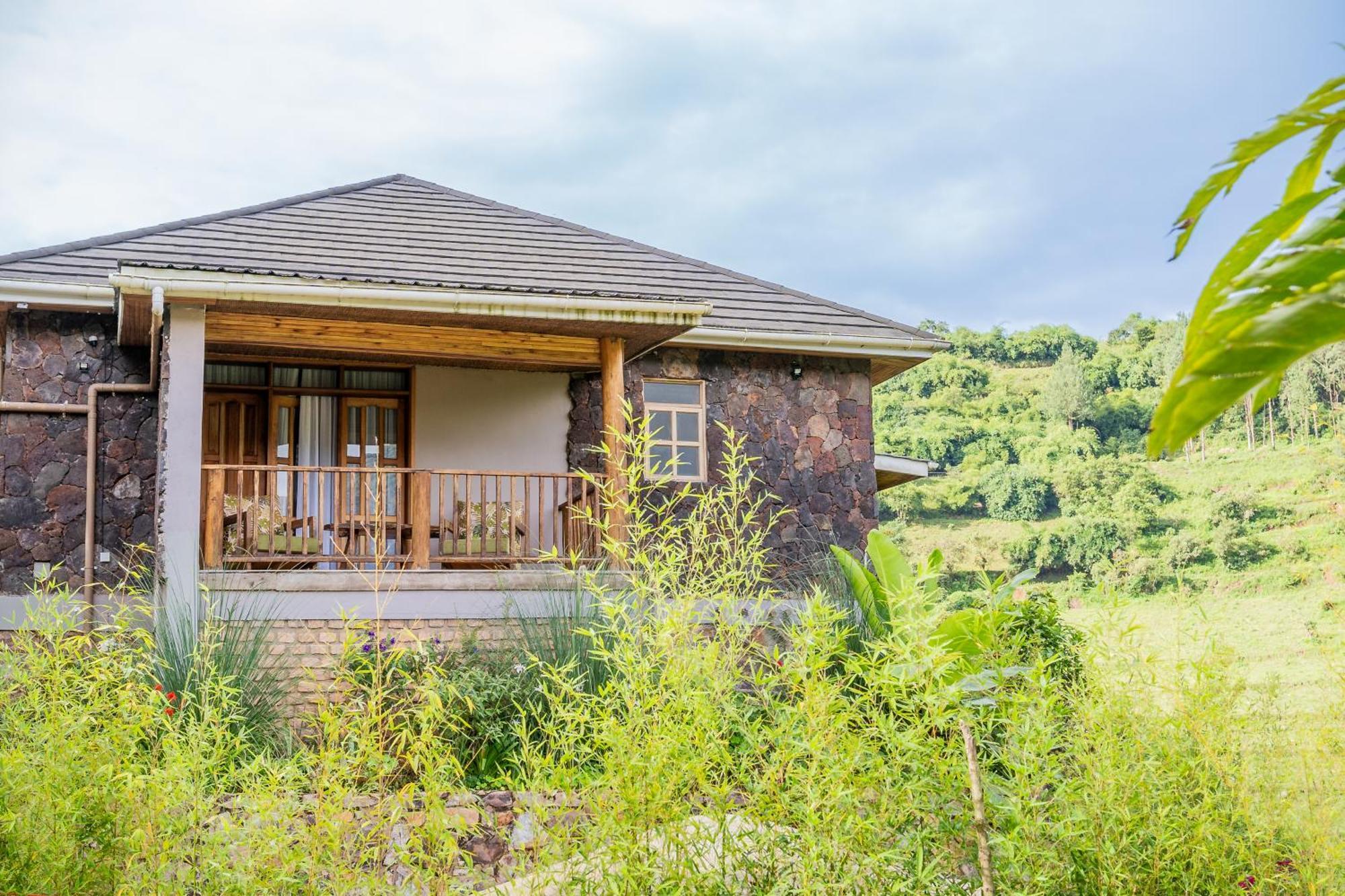 Gorilla Leisure Lodge Kisoro Exteriör bild