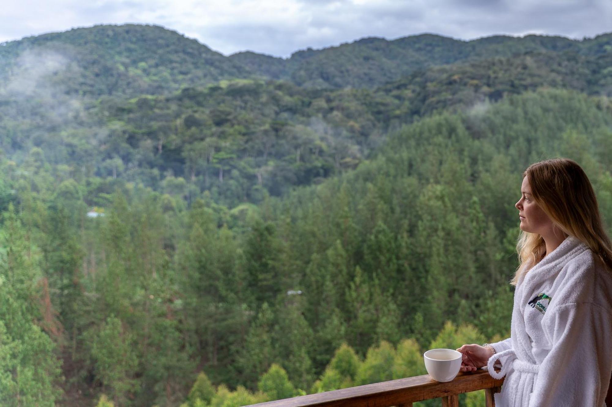 Gorilla Leisure Lodge Kisoro Exteriör bild